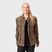 Halti Hiker Womens Trekking Shirt chocolate chip brown model