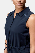 Halti Chipper X-stretch Travel Dress collar