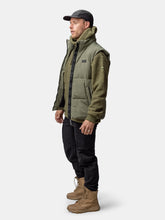 Halti Penger Mens Puffer Vest - Four Leaf Clover Green model side