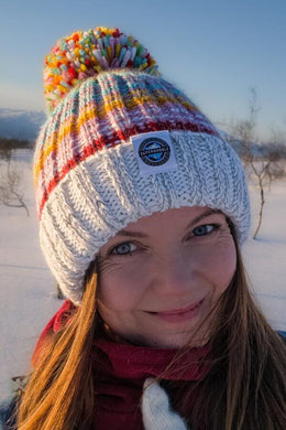 Superbobble Bobble Hat - Aurora model