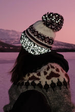 Superbobble Bobble Hat - Geyser Fairisle reflective yarn