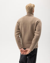 Holebrook Sweden Mans Zip Windproof Jacket khaki back