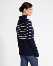 Holebrook Sweden Martina Windproof Sweater navy/off-white stripes