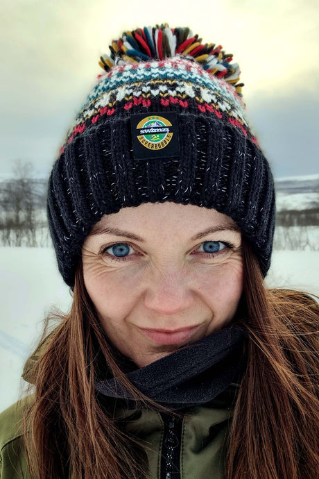Superbobble Bobble Hat - Jet Black Traditional Nordic