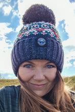 Swimzi Super Bobble Hat - Simon Wilson Navy Fairisle Reflective model