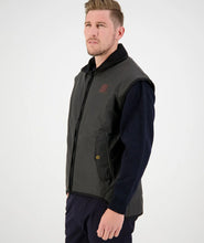 Swanndri Foxton Oil Skin Vest pockets