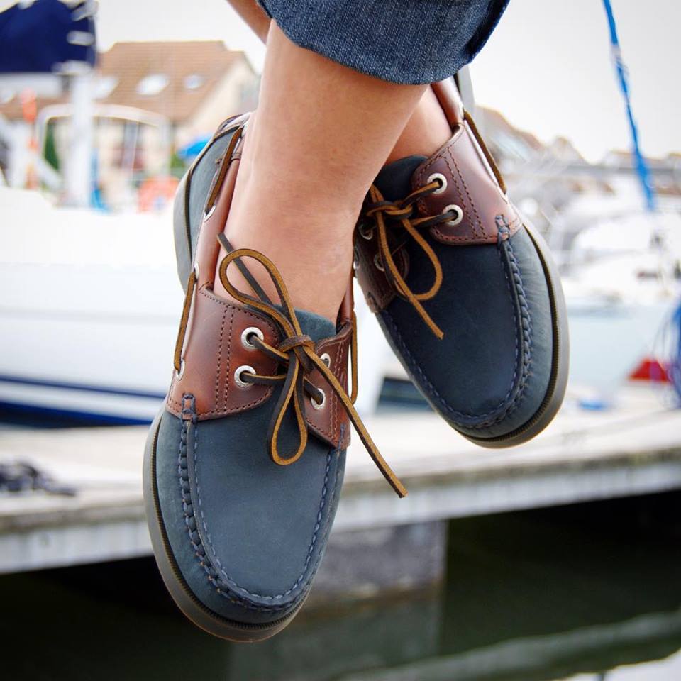 ECCO Men Boat Shoes Brown Leather EUR 43 US 9 Walking Lace Up Arch Support  $120 – CDE